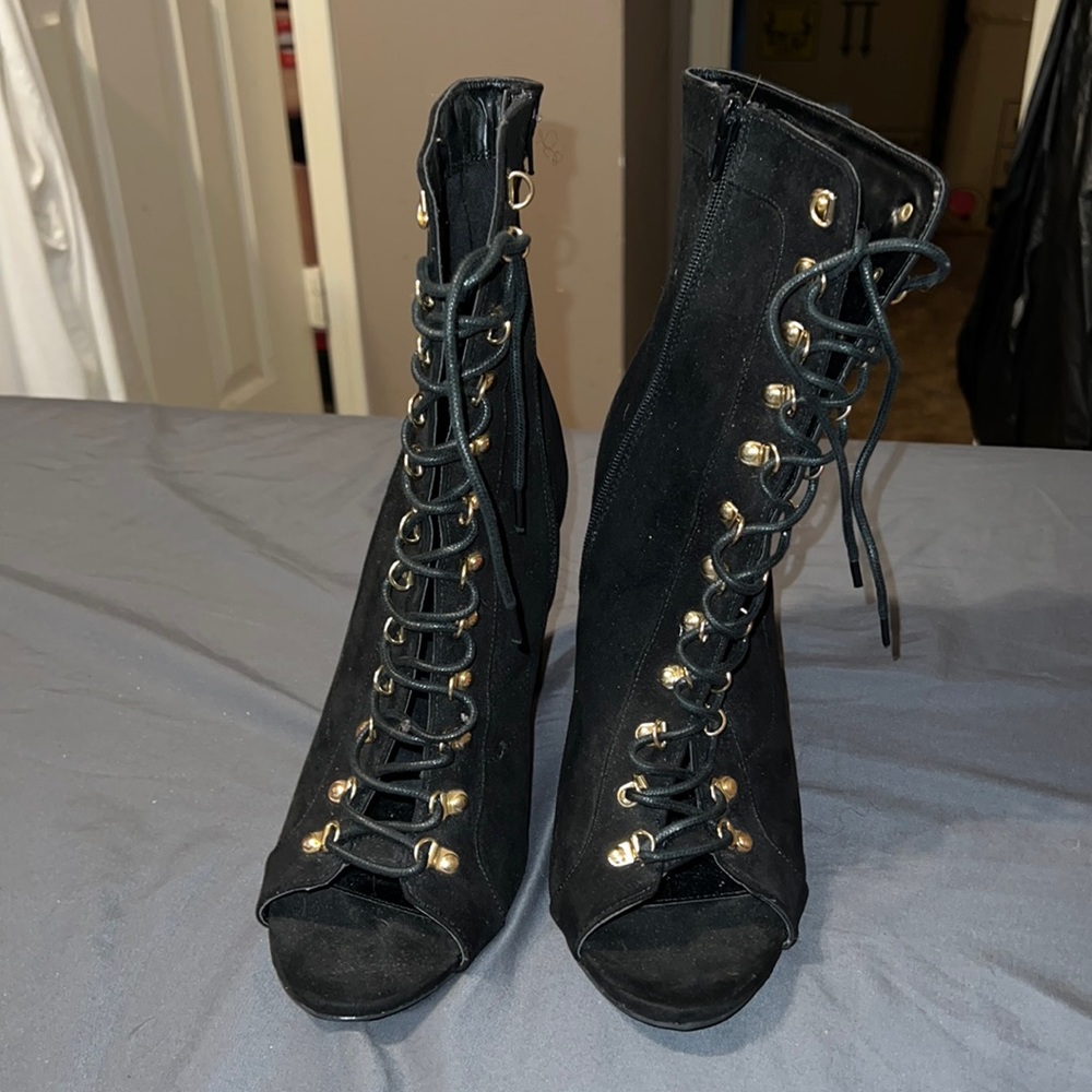 Ankle booties